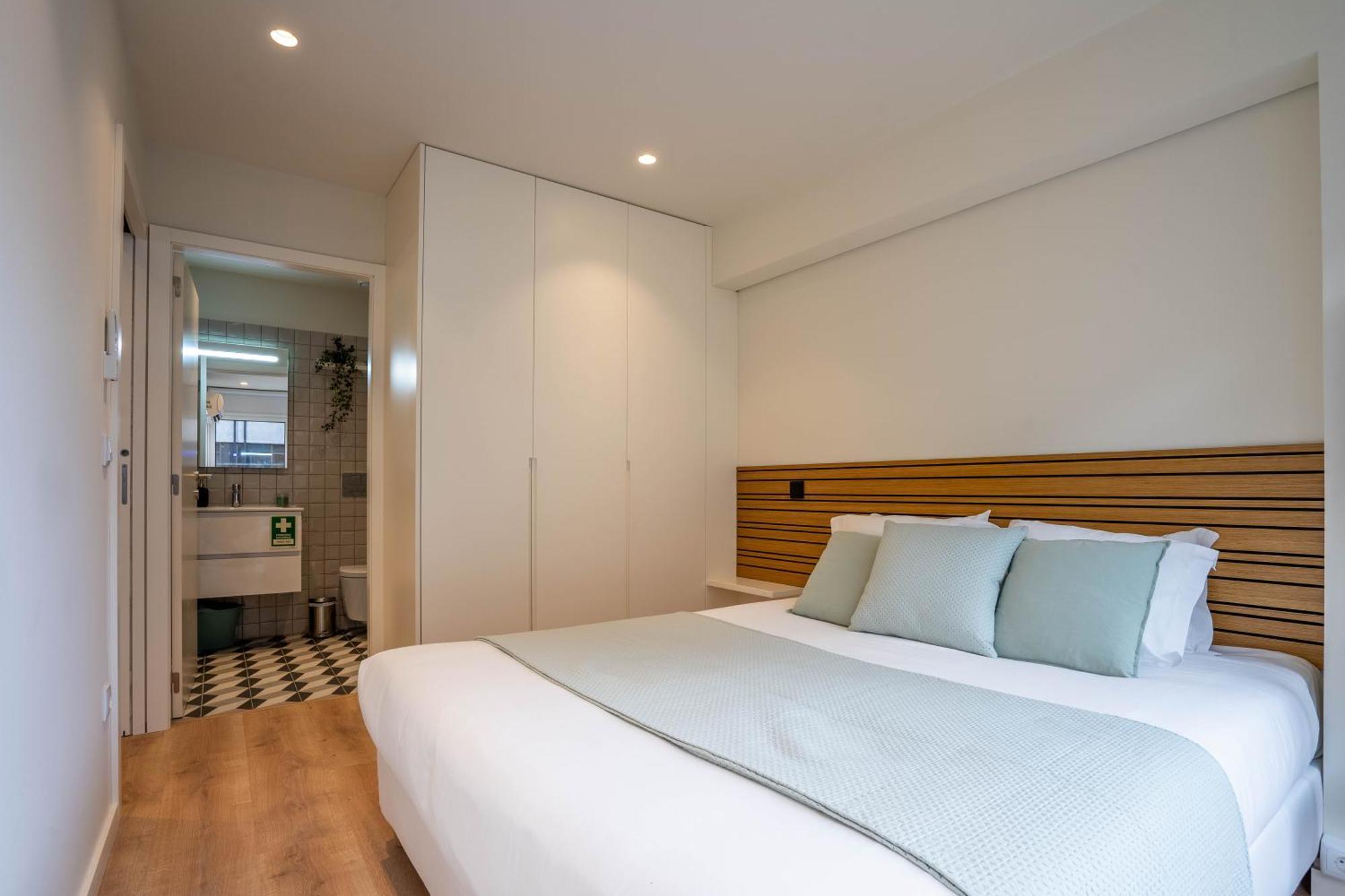 Trindade Bliss: 1Br W/ Free Parking By Lovelystay Porto Exterior photo